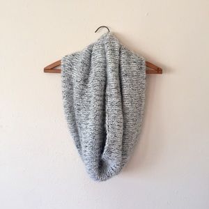 LOFT | NWT Gray Infinity Scarf Super Soft & Cozy